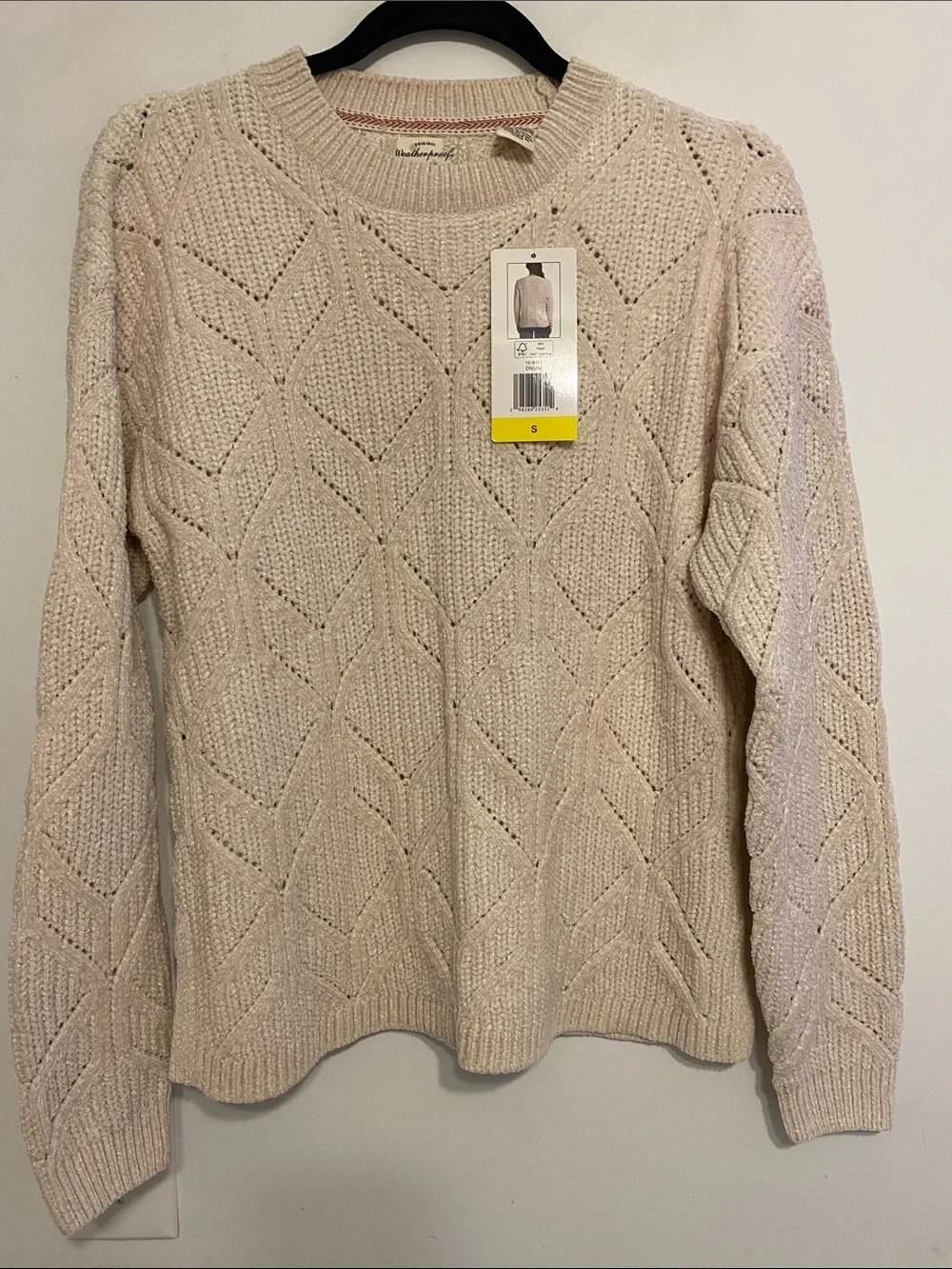 Women’s Cream Cable Knit Sweater - Lightweight Crewneck, has some glitter fabric